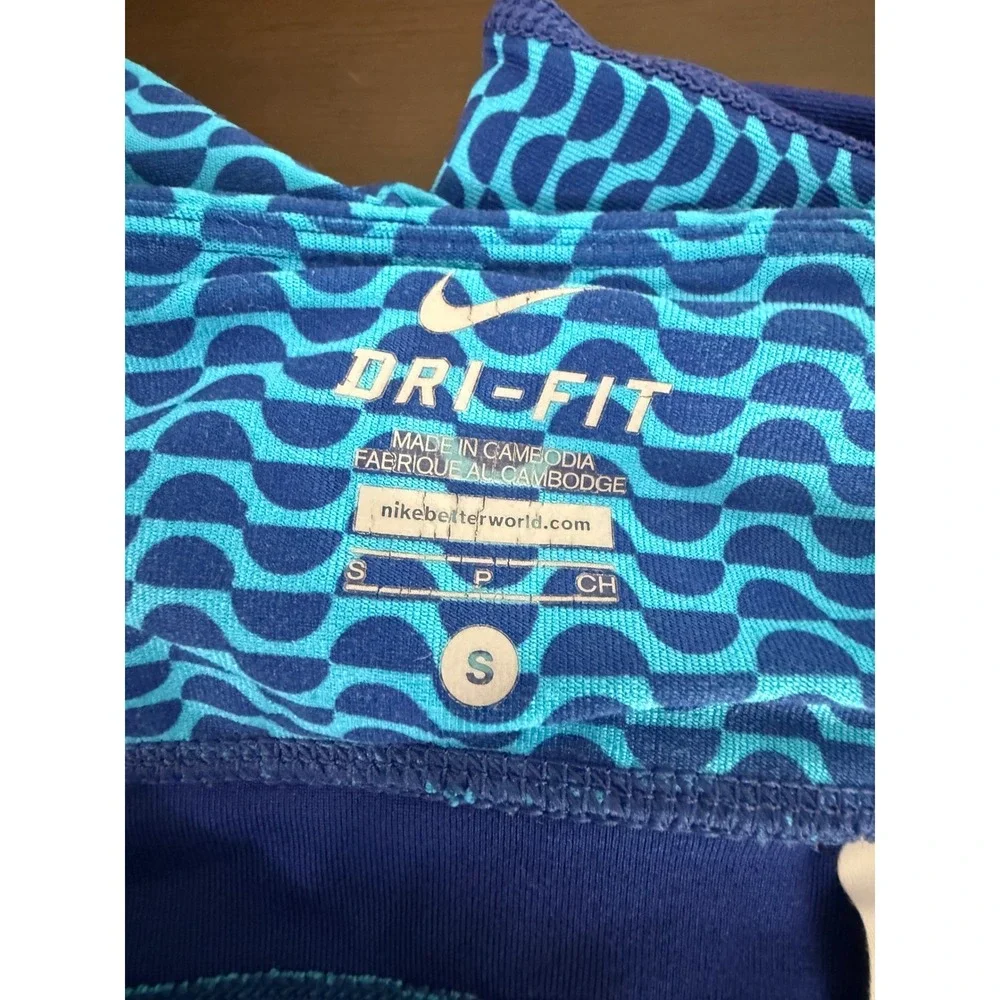 Nike Dri-FIT Capri‎ Leggings Women's Small Running  Blue Patterned Athletic